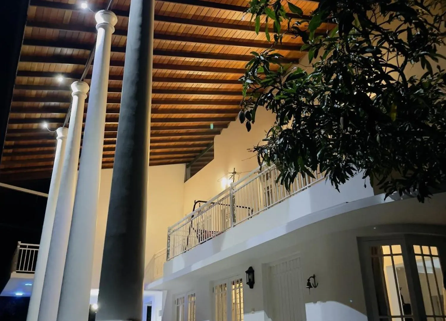 Boztreve Home Kandy Bed & Breakfast