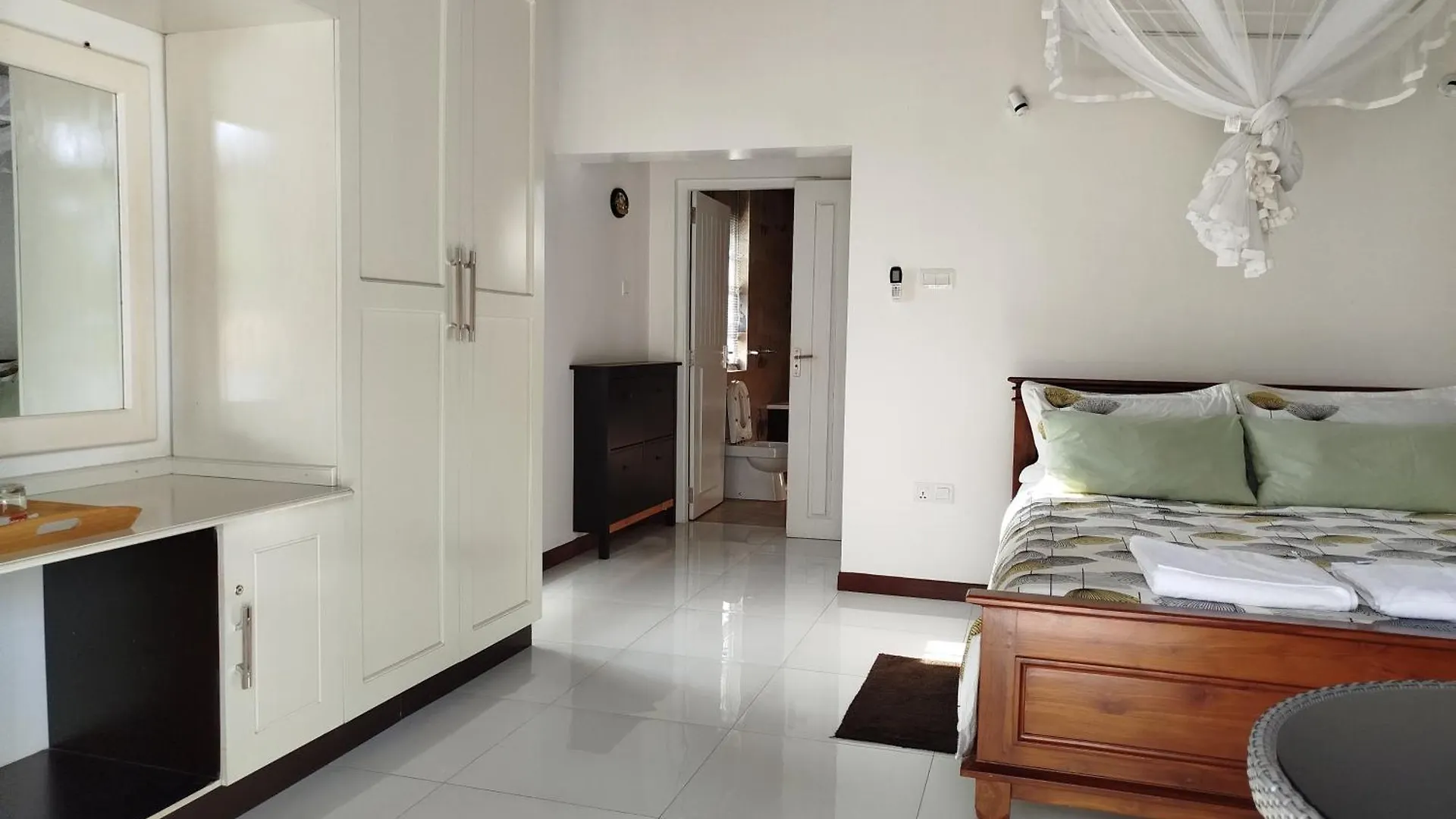 Boztreve Home Kandy Bed & Breakfast