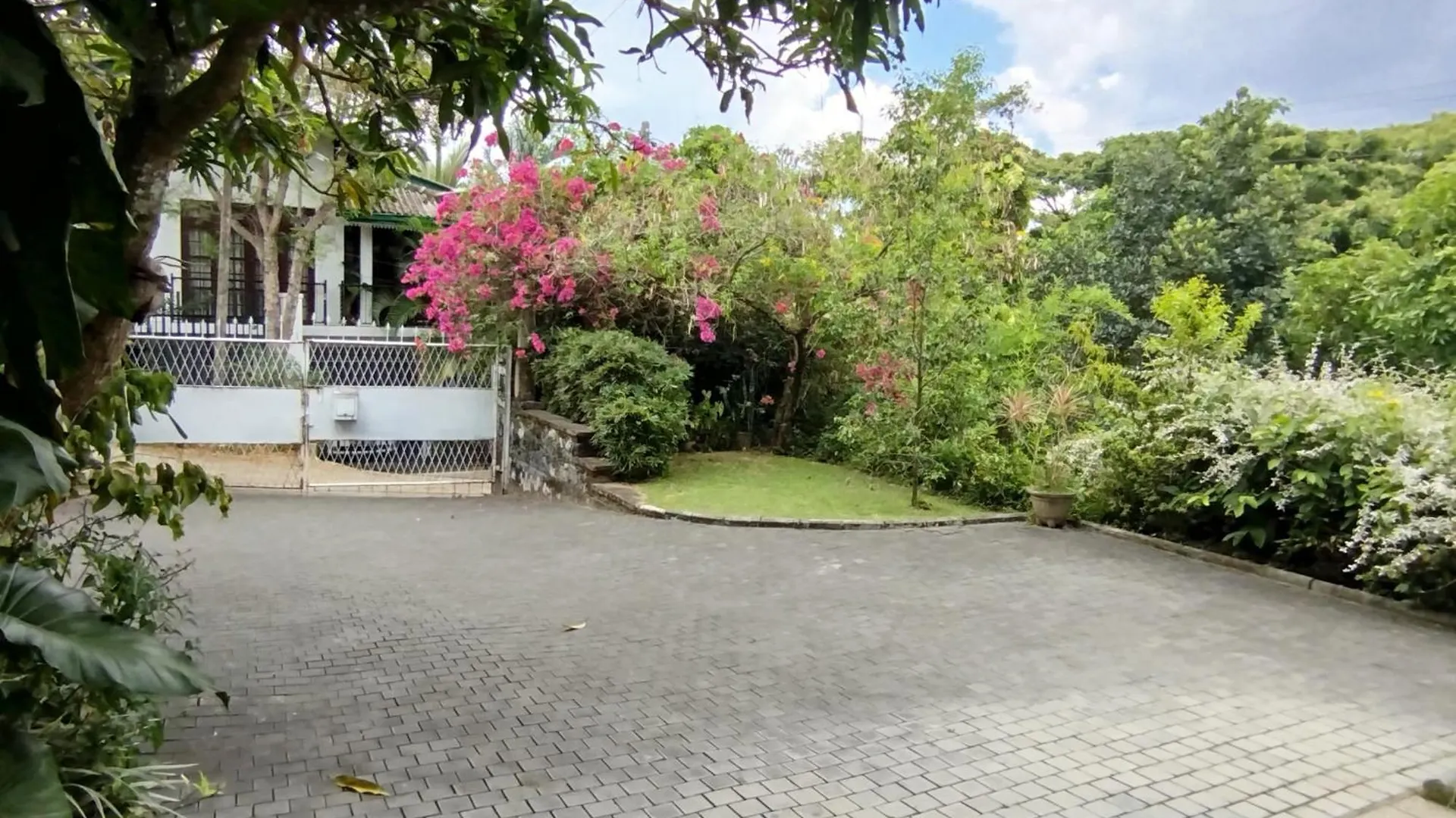 Boztreve Home Kandy Sri Lanka