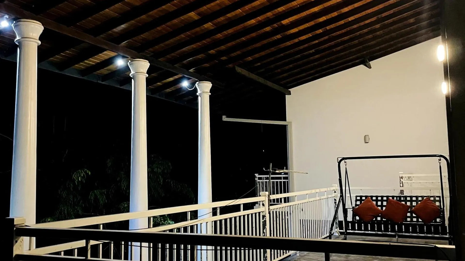 Boztreve Home Κάντι 0*,  Σρι Λάνκα